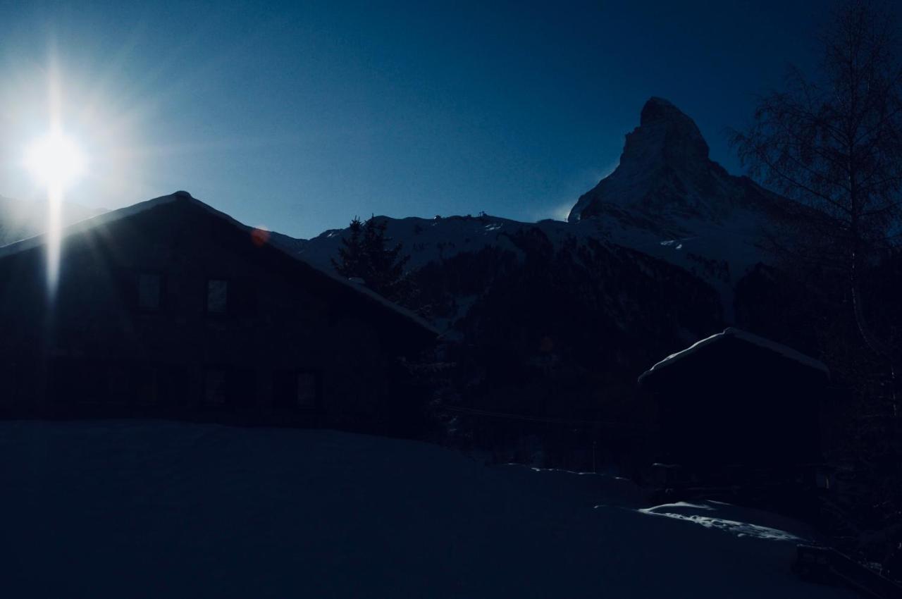 Haus Fleckstein Zermatt Wohnung Karibu מראה חיצוני תמונה